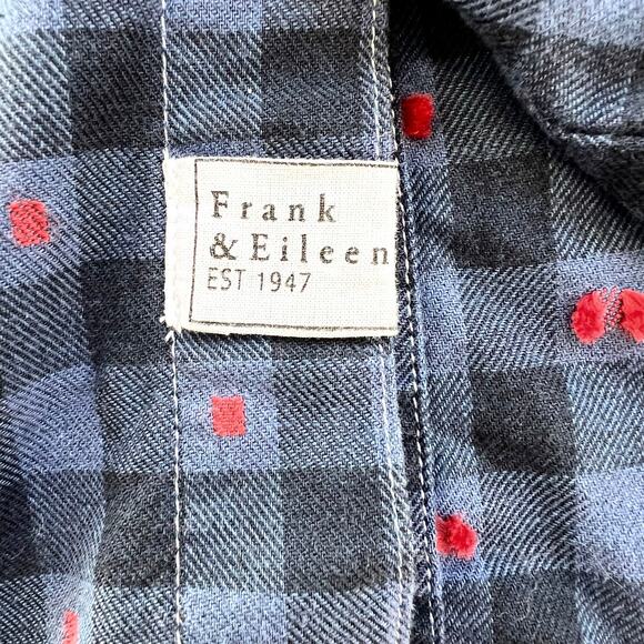 Frank & Eileen Paul Men’s Button Down Shirt M Italian Cotton Navy Plaid Ret $228 - Picture 9 of 10